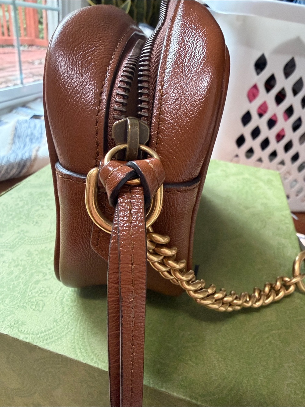 Gucci Brown Chevron GG Small Camera Crossbody - Picture 4 of 9